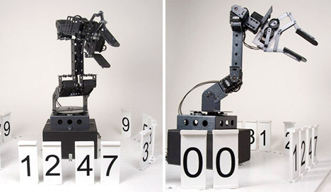 stonehenge_robot_clock.jpg