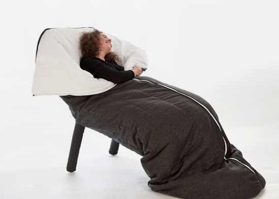 The-Slanket-Armchair_1