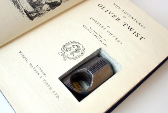 oliver-twist-paper-ring-550x371