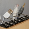 用长尾夹Hack你的整齐桌面